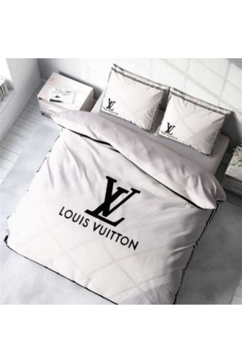 louis vuitton nevresim takımı